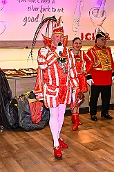 Prinzenem Intercity 2026- 02-10 39  Mal nicht wie immer - Eigentlich ist es Tradition der Roten Funken zu ihrem Prinzenempfang am Mittwoch vor Altweiber zu bitten. Dieses Jahr wurden im IntercityHotel die Tollitätten unvermeidbar einen Tag vorher : DVPJ, Toni I, Kinderprinz Juls I., Juls I., Prinzessin, Aileen I., Prinzessin Aileen I., HDK, Duisburg, Karneval, Helau, Tollität, Event, Session 2025, Session 2026, Hauptausschuss, Gemeinschaft, Hauptausschuss Karneval Duisburg, Duisburg ist echt