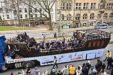 02 Der Zug 2026- 02-14 07  Unser Tag - ein schöner Tag - Es war 8 Uhr in der Früh als wir am Samstagmorgen, 14. Februar, als wir mit Musik am WYNDHAM Hotel Duisburger Hof geweckt wurden. Danach ging es dann nach Hamborn wo „unser“ Kinderkarnevalszug pünktlich um 11:11 Uhr startete. Zu Mittagszeit gab es dann anschließend eine Empfang für uns und die Teneriffa Delegation. : DVPJ, Toni I, Kinderprinz Juls I., Juls I., Prinzessin, Aileen I., Prinzessin Aileen I., HDK, Duisburg, Karneval, Helau, Tollität, Event, Session 2025, Session 2026, Hauptausschuss, Gemeinschaft, Hauptausschuss Karneval Duisburg, Duisburg ist echt