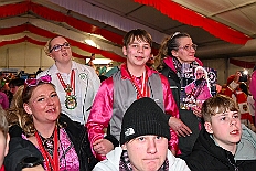 04 Heerlager 2026- 02-16 34  KG Rot-Gold Laar im Ewaldi-Haus - Die KG Rot-Gold Laar hatte am 6. Mai zum Frühlingsfest eingeladen. Wir als designierte Kinderprinzencrew 2027 sind gern der Einladung gefolgt. Nach Leckereien vom Grill, sowie Kaffee und Kuchen startete  ab ca. 19 Uhr die Frühlingsparty. : DVPJ, Toni I, Kinderprinz Juls I., Juls I., Prinzessin, Aileen I., Prinzessin Aileen I., HDK, Duisburg, Karneval, Helau, Tollität, Event, Session 2025, Session 2026, Hauptausschuss, Gemeinschaft, Hauptausschuss Karneval Duisburg, Duisburg ist echt