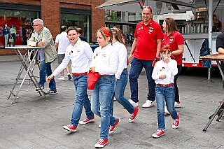 SommerBiwak 2026- 07-19 30  Das Sommerbiwak vom Hauptausschuss - Vor 11 Jahren war die Premiere des Sommerbiwaks vom HDK am Sonntag des Duisburger Stadtfestes. Auch in diesem Jahr präsentierte sich der HDK mit einem bunten Programm, wo wir natürlich nicht fehlen durften. : DVPJ, Oliver I, Kinderprinz Niklas I., Niklas I., Prinzessin, Greta I., Prinzessin Greta I., HDK, Duisburg, Karneval, Helau, Tollität, Event, Session 2026, Session 2027, Hauptausschuss, Gemeinschaft, Hauptausschuss Karneval Duisburg, Duisburg ist echt