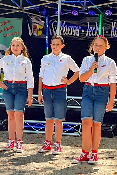 Sommerf Jecken Komitee 2026- 06-01  04  Ein Sommerfest in Moers   - Am Samstag, 1. August, haben wir das große Sommerfest des „Moeser - Jecken-Komitees 2020 e.V.“ besucht.