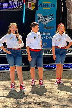 Sommerf Jecken Komitee 2026- 06-01  07  Ein Sommerfest in Moers   - Am Samstag, 1. August, haben wir das große Sommerfest des „Moeser - Jecken-Komitees 2020 e.V.“ besucht.