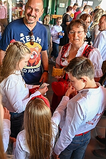 Wiesenfrueschoppen 2026- 10-04 17  Ein Hauch von Oktoberfest -  Die KG Königreich Duissern hatte auch in diesem Jahr wieder zu ihrem traditionellen „Wies´n Frühschoppen“ in die Tennis-Gaststätte des DSC Preussen eingeladen. : DVPJ, Oliver I, Kinderprinz Niklas I., Niklas I., Prinzessin, Greta I., Prinzessin Greta I., HDK, Duisburg, Karneval, Helau, Tollität, Event, Session 2026, Session 2027, Hauptausschuss, Gemeinschaft, Hauptausschuss Karneval Duisburg, Duisburg ist echt