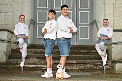 Mercuralia 2025-05-17 11  Maifest 2025 - Am Samstag dem 17. Mai besuchten wir das MERCURALIA der Römergarde in Dinslaken. Es war die XVII. Auflage und wie in jedem Jahr war die Kinderprinzencrew der Glücksbringer bei der Blumen-Frühlingsverlosung. : DVPJ, Holger II, Kinderprinz Phil II., Prinzessin, Mia I., Prinzessin Mia I., HDK, Duisburg, Karneval, Helau, Tollität, Event, Session 2024, Session 2025, Hauptausschuss, Gemeinschaft, Hauptausschuss Karneval Duisburg, Duisburg ist echt