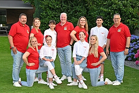 Grillparty 2025-06-2808  Grillparty - Wir waren Gäste, u.a. auch die große Crew, auf der Grillparty se. Ehemaligen Tollität Prinz Tobias I.  und seinem Lebensgefährten Luis in Bottrop. : DVPJ, Holger II, Kinderprinz Phil II., Prinzessin, Mia I., Prinzessin Mia I., HDK, Duisburg, Karneval, Helau, Tollität, Event, Session 2024, Session 2025, Hauptausschuss, Gemeinschaft, Hauptausschuss Karneval Duisburg, Duisburg ist echt