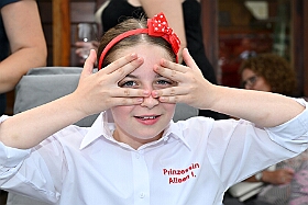 Grillparty 2025-06-2819  Grillparty - Wir waren Gäste, u.a. auch die große Crew, auf der Grillparty se. Ehemaligen Tollität Prinz Tobias I.  und seinem Lebensgefährten Luis in Bottrop. : DVPJ, Holger II, Kinderprinz Phil II., Prinzessin, Mia I., Prinzessin Mia I., HDK, Duisburg, Karneval, Helau, Tollität, Event, Session 2024, Session 2025, Hauptausschuss, Gemeinschaft, Hauptausschuss Karneval Duisburg, Duisburg ist echt