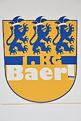 04 Sommerf KG Baerl 2025-08-30 01  Tour-Tag 30. August - Gleich vier Sommerfeste standen auf dem Programm. Begonnen haben wir im Süden Duisburgs, natürlich bei der KG Sonniger-Süden. Dort starteten wir auch endlich mit dem Verkauf unserer Pins. Das nächste Ziel lag in Meiderich, das „Garde-Grillen“ der Duisburger Prinzengarde. Ein kurzer Besuch beim Kinderfest der KG Rote Funken lag auf dem Weg in den Westen Duisburgs zur 1. KG Baerl. : DVPJ, Holger II, Kinderprinz Phil II., Prinzessin, Mia I., Prinzessin Mia I., HDK, Duisburg, Karneval, Helau, Tollität, Event, Session 2024, Session 2025, Hauptausschuss, Gemeinschaft, Hauptausschuss Karneval Duisburg, Duisburg ist echt