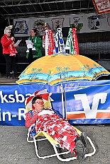 01 AuftaktNordVer 2025-11-07 24  Langer Samstag, der 8. November  - Am Samstagmorgen stand in der Abteikirche der karnevalistische Gottesdienst in Hamborm an. Mit eine kleinen Umzug ging’ s zum dortigen Rathaus. Karnevalsauftakt der Nordvereine. Am frühen Abend dann in Laar zu Rot-Goldenen KG und später zur Party zum Hoppeditzerwachen bei der KG Sonniger Süden. : DVPJ, Holger II, Kinderprinz Phil II., Prinzessin, Mia I., Prinzessin Mia I., HDK, Duisburg, Karneval, Helau, Tollität, Event, Session 2024, Session 2025, Hauptausschuss, Gemeinschaft, Hauptausschuss Karneval Duisburg, Duisburg ist echt