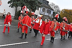 01 Biwak AMaB 2025-11-09 08  Biwak und Hoppeditzerwachen im Süden - Am Sonntagmorgen 9. November eröffnete die KG Alle Mann an Bord - die »Blauen Jungs« 1955 e.V. die neue Session mit ihrem traditionellen Biwak. Das erste große Heimspiel für uns. Nach gutem Brauch wurde uns auch dann noch ein Weckmann überreicht. Danach noch ein bisschen weiter in Richtung Süden, die KG Südstern feierte in Serm ihrHoppeditzerwachen. : DVPJ, Holger II, Kinderprinz Phil II., Prinzessin, Mia I., Prinzessin Mia I., HDK, Duisburg, Karneval, Helau, Tollität, Event, Session 2024, Session 2025, Hauptausschuss, Gemeinschaft, Hauptausschuss Karneval Duisburg, Duisburg ist echt